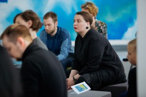 Танцевальный перформанс Екатерины Жариновой «Где-то там»