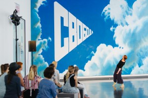 Мария Козева. «Перформансы в зале Свободы»