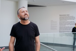 Дизайнер Георгий Шагашвили в Музее Ельцина