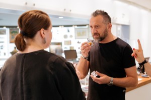 Дизайнер Георгий Шагашвили в Музее Ельцина