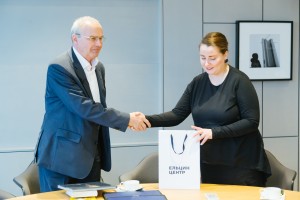 Встреча сотрудников Музея с Владимиром Волковым