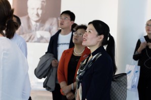 Экскурсия делегации провинции Хэйлунцзян Китайской Народной Республики во главе с губернатором Ван Вэньтао