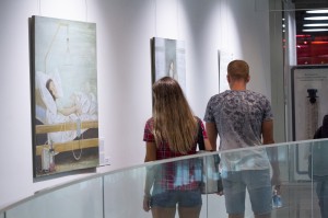 Открытие выставки Полины Синяткиной «Вдохнуть и не дышать»