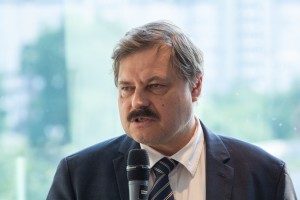 Открытие выставки Полины Синяткиной «Вдохнуть и не дышать»