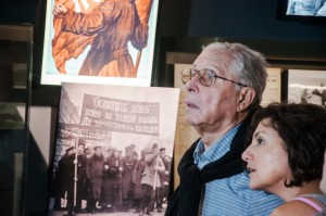 Поэт Юрий Ряшенцев в Музее Ельцина