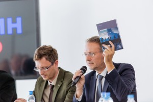 Юрий Безбородов,  Винсент Бернар. Дискуссия «Война. Память. Справедливость»