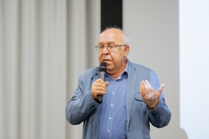 Олег Будницкий на конференции «Социальная история России (1990-е гг.): к новому осмыслению»