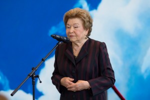 Наина Ельцина на церемонии вручения сертификатов именных стипендий первого президента России Б.Н. Ельцина студентам и аспирантам УрФУ