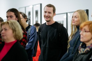 Открытие выставки Игоря Мухина «Наши 90-е. Время перемен»​