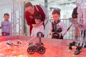 Ёлка-квест «Полетели ели»