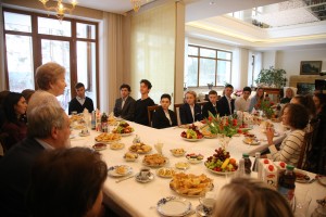 Наина Ельцина наградила теннисистов-стипендиатов Фонда Ельцина