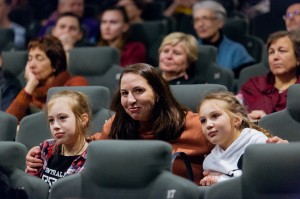 Показ фильма Ирины Журавлёвой «Медведи Камчатки. Начало жизни»