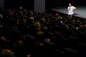 Показ фильма Ирины Журавлёвой «Медведи Камчатки. Начало жизни»