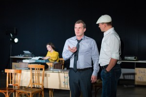 Спектакль «Лишний» по рассказу Сергея Довлатова. Театральная платформа «В Центре» 