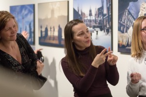 Экскурсия по выставке «Кунсткамера» для глухонемых и слабослыщащих