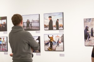 Экскурсия по выставке «Кунсткамера» для глухонемых и слабослыщащих