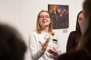 Экскурсия по выставке «Кунсткамера» для глухонемых и слабослыщащих