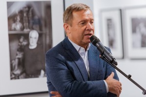 Открытие выставки «Люди» Юрия Роста