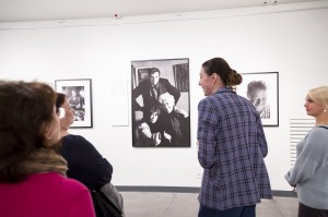 Ночь музеев 2019. Тематическая экскурсия по выставке «Юрий Рост. Люди»