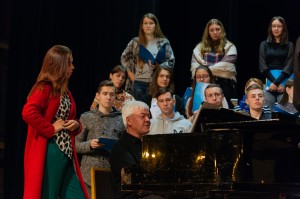 Репетиция музыкальной программы «Молот и серп»