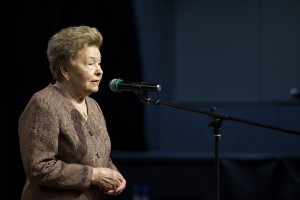 Наина Ельцина вручила стипендии студентам УрФУ