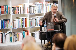 Дмитрий Орешкин. «Джугафилия и советский статистический эпос»