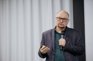 Эдуард Понарин: по уровню счастья Россия 90-х была на уровне стран чёрной Африки