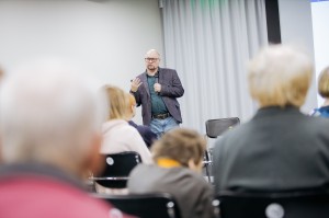 Эдуард Понарин: по уровню счастья Россия 90-х была на уровне стран чёрной Африки