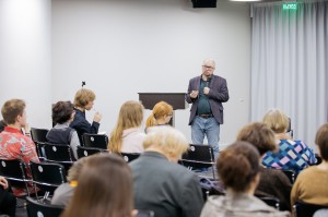 Эдуард Понарин: по уровню счастья Россия 90-х была на уровне стран чёрной Африки