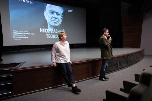 Фильм «Несогласный Теодор». Александр Архангельский Татьяна Сорокина 