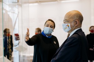 Посол Франции в России Пьер Леви в Музее Ельцина