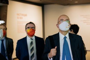 Посол Франции в России Пьер Леви в Музее Ельцина