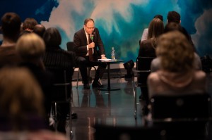 Тобиас Привителли. Дискуссия «Что важнее, стабильность или демократия?