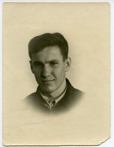 Борис Ельцин. Ноябрь 1953.  Из семейного архива Ельциных