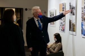 Открытие фотовыставки в честь 100-летия УрФУ