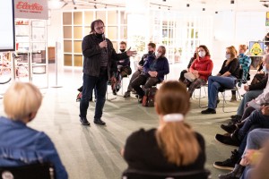 Презентация книги «Майк Науменко. Бегство из зоопарка»