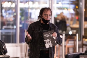 Презентация книги «Майк Науменко. Бегство из зоопарка»