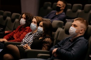 Показ фильма Игоря Рунова Big Lies («Голод»)