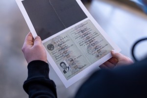 «Полная версия»: «Чем отличается советский паспорт от российского?»