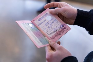 «Полная версия»: «Чем отличается советский паспорт от российского?»