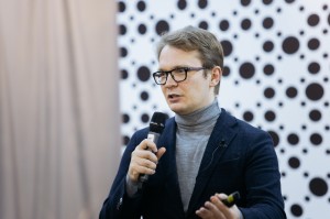 6:4 в пользу дистанта. Лекция Кирилла Мартынова