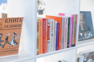 Сувениры от Ельцин Центра в «Кольцово»