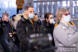 Церемония установки памятной таблички Осипу Мандельштаму на железнодорожном вокзале Екатеринбурга