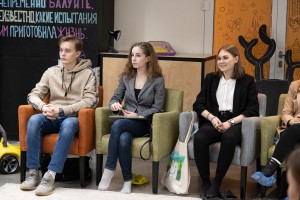 «Я бы в лётчики пошёл». Проект «Кем быть?» в детском клубе Ельцин Центра