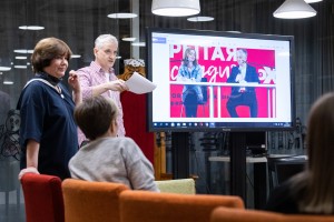 «Я бы в лётчики пошёл». Проект «Кем быть?» в детском клубе Ельцин Центра