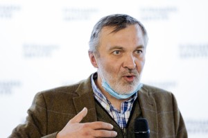 Лекция Виталия Куренного о трансформации общества и «культурном капитализме»