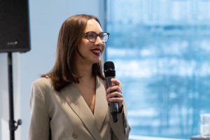 Открытие выставки «Сурвило» Ольги Лаврентьевой о блокаде Ленинграда