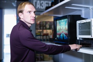 Актер Андрей Бурковский в Музее Ельцина