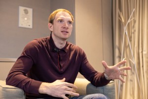Интервью с Андреем Бурковским. Вип-переговорная