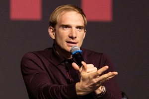 Открытие «Конца сезона» с Андреем Бурковским